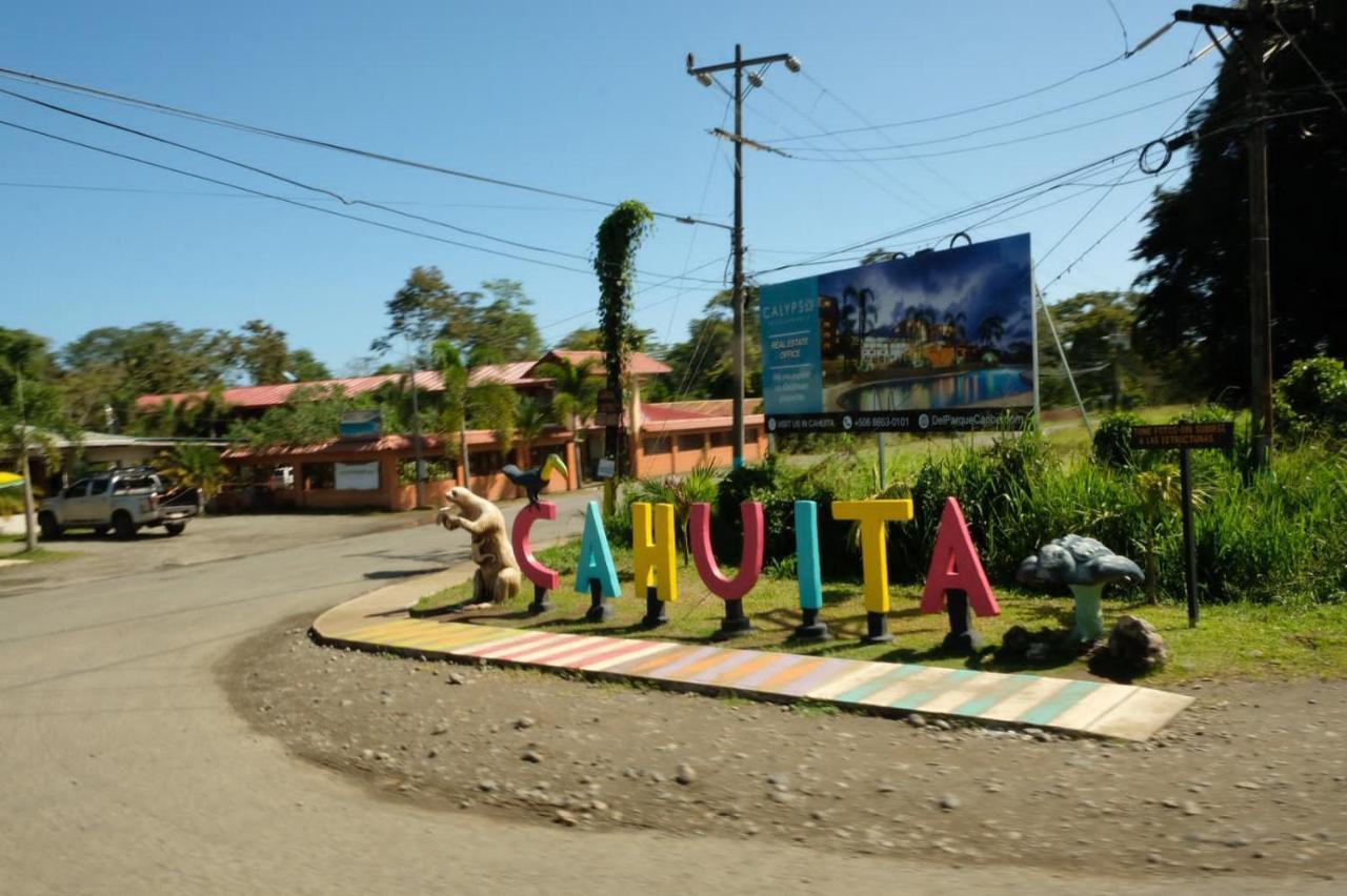 Aldina S Guest House Cahuita Exterior photo